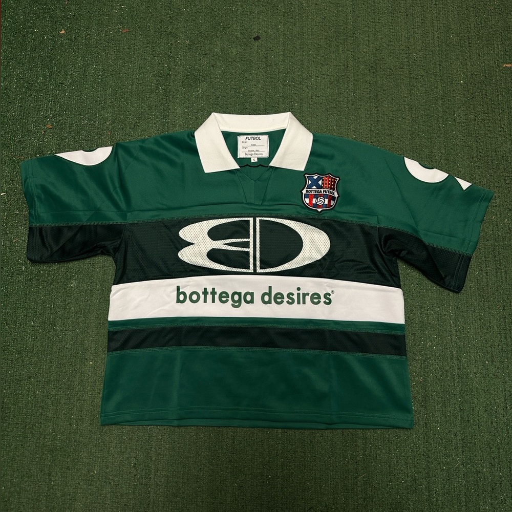 Bottega desires futbol jersey
S-xl
Depop for cheaper price
@wesellheat